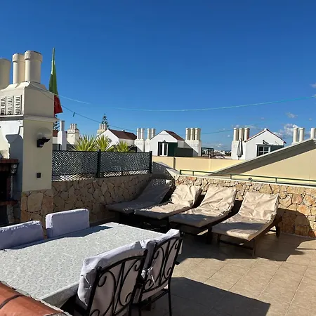 Old Village Beautiful 3 Bed Townhouse