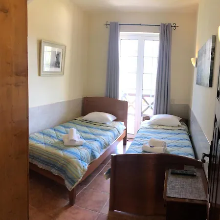 Old Village Beautiful 3 Bed Townhouse